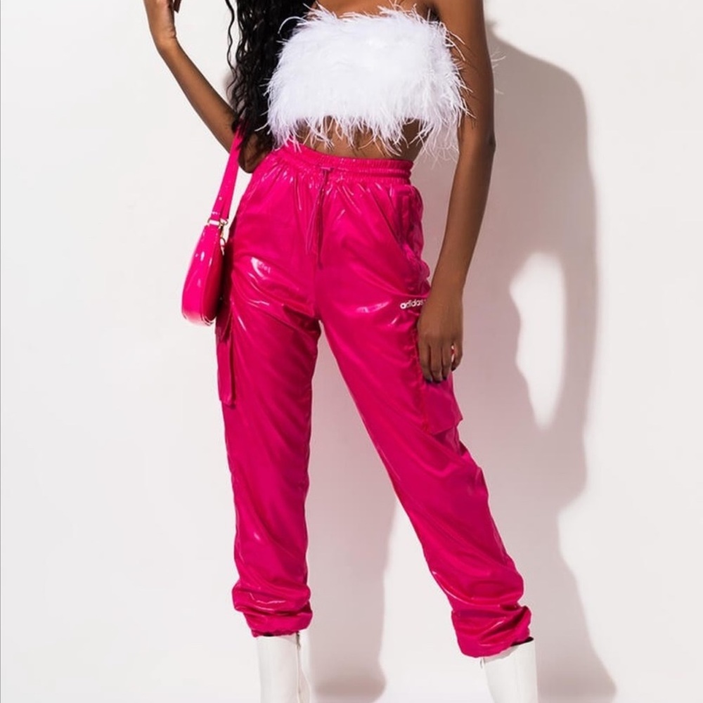Adidas high waisted shiny pants size XS-tag still on!